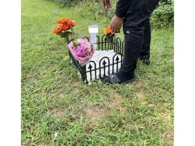 grave for unborn child